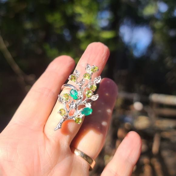 Peridot & Green Onyx sterling floral finger cuff sz6.5 - Picture 3 of 11